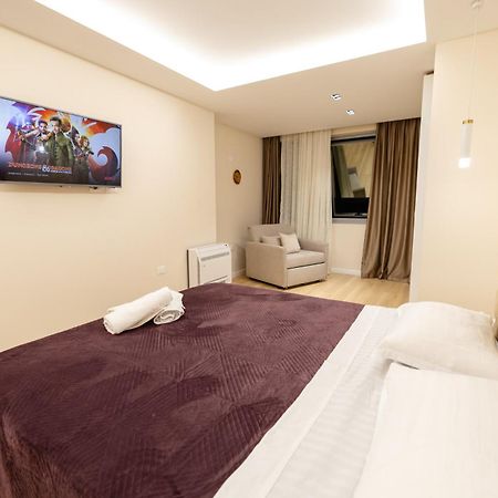 Luxury Center Observatori Apartment Tirana Exterior photo