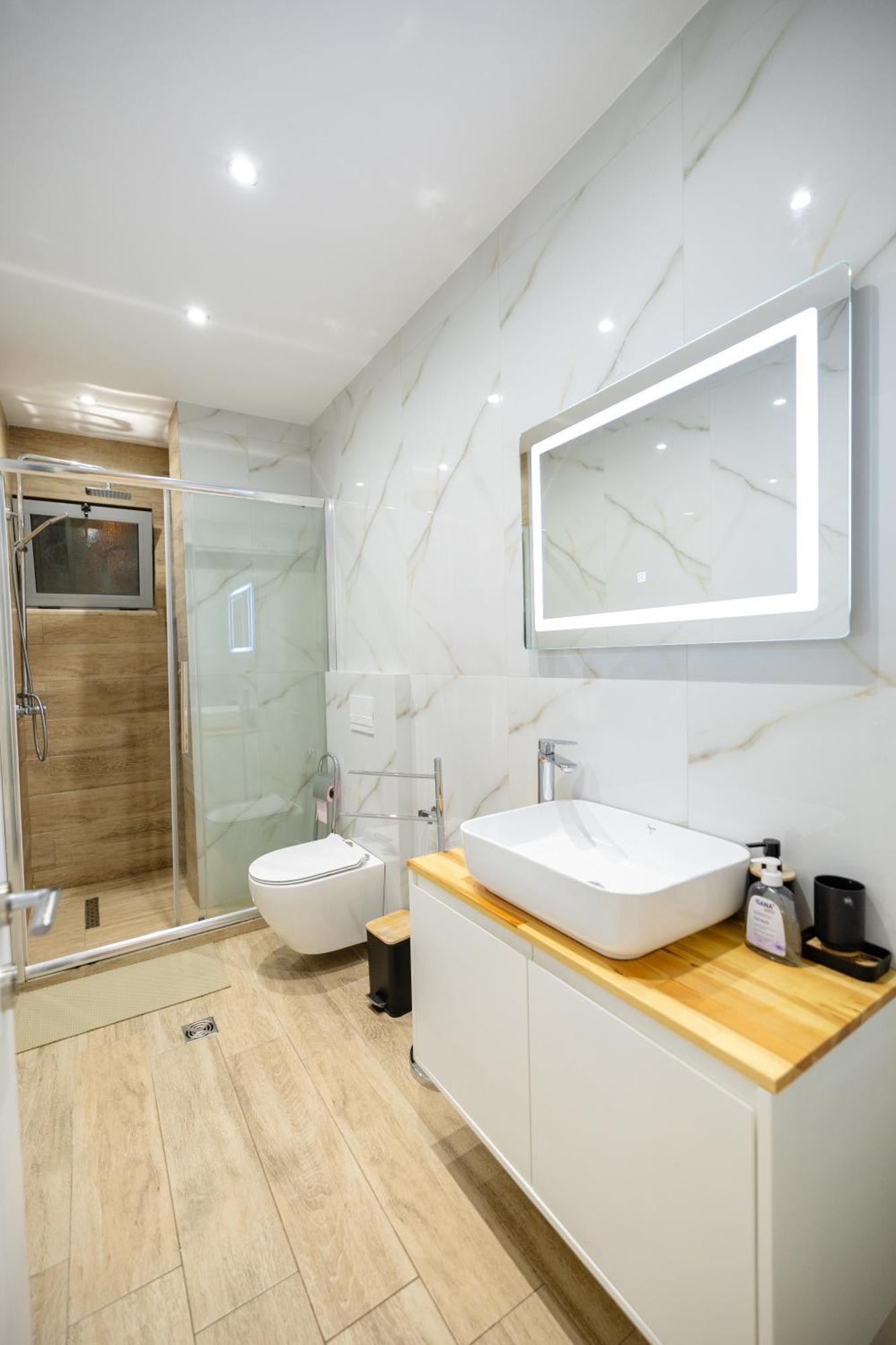 Luxury Center Observatori Apartment Tirana Exterior photo